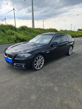 BMW 525d  Touring A Luxury Line Luxury Line
