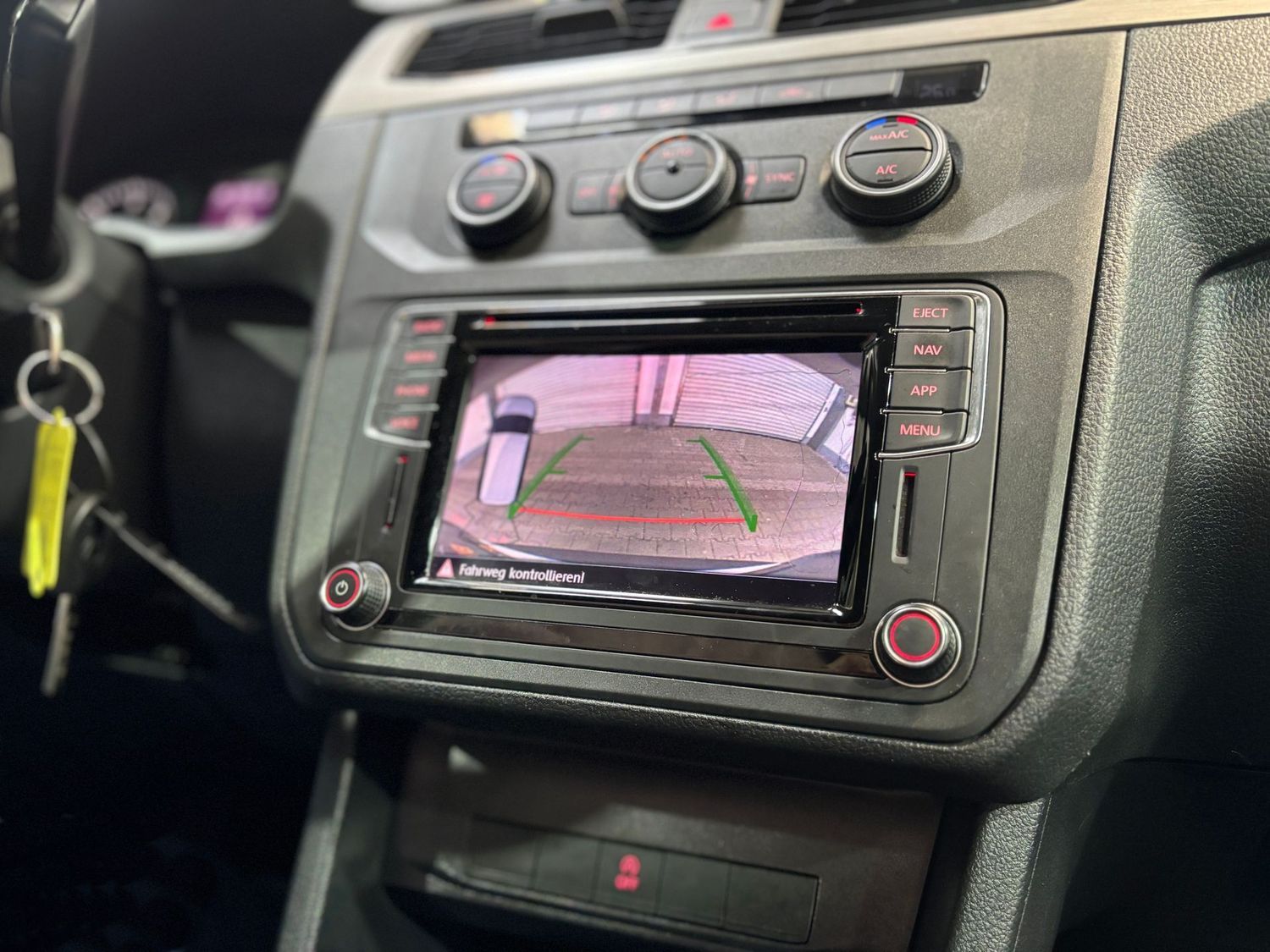 Fahrzeugabbildung Volkswagen Caddy Maxi Kamera#7Sitze#Tempomat#Navi