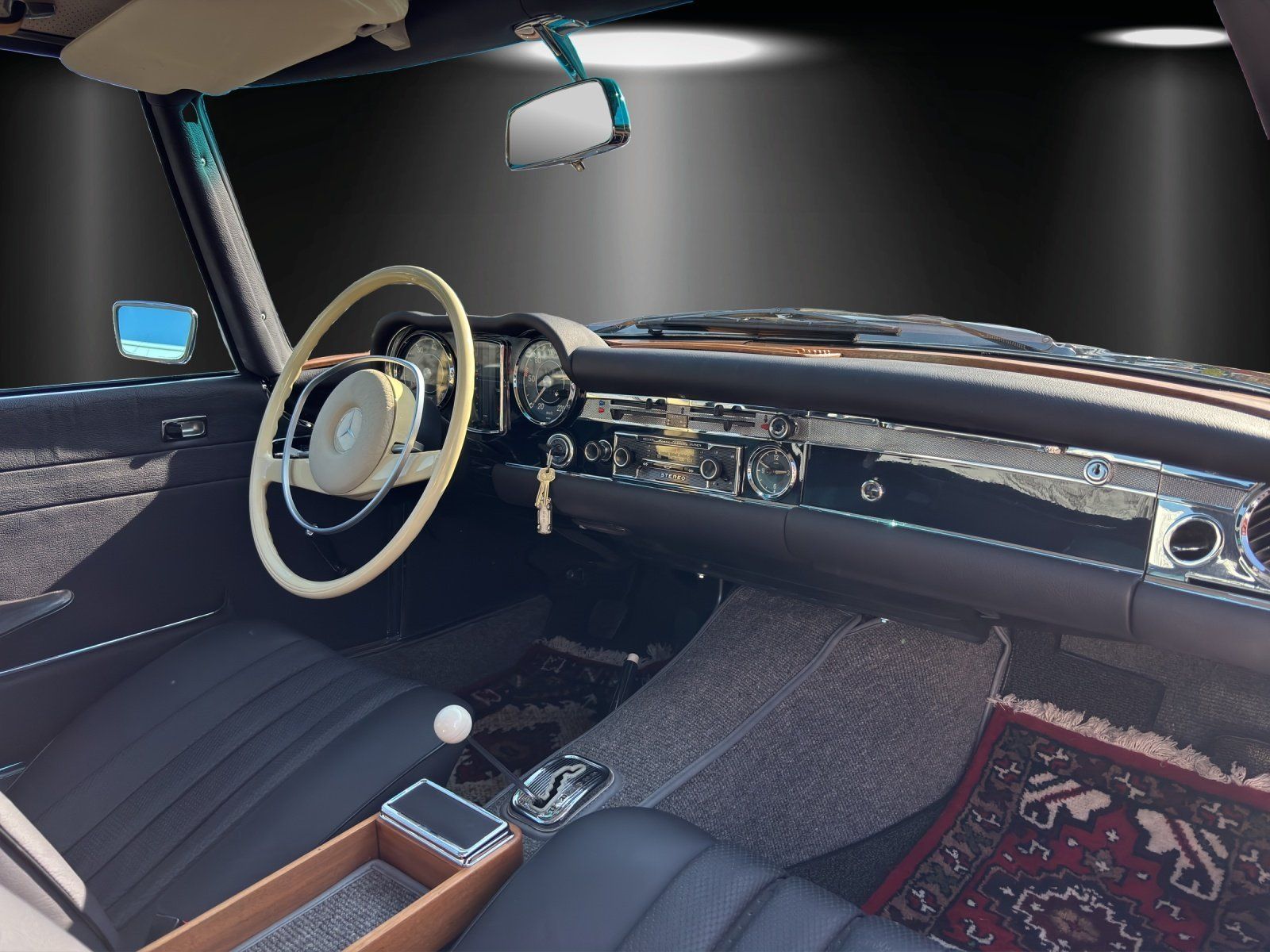 Fahrzeugabbildung Mercedes-Benz SL 280 W113 Pagode Wertgutachten Hardtop H-Kennz
