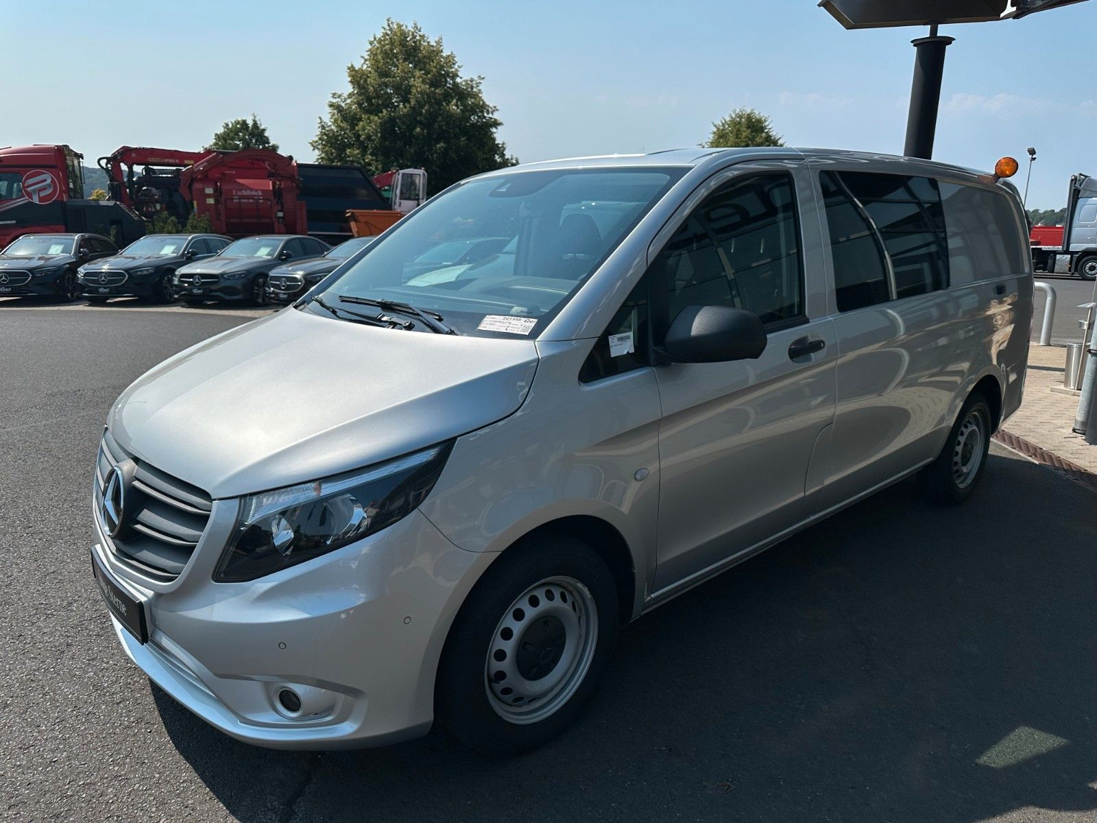 Fahrzeugabbildung Mercedes-Benz Vito 114 CDI Mixto Regal AHK Klima PARKTRONIC