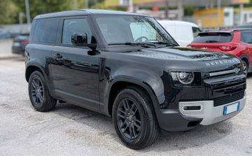 Land-Rover Defender - 1