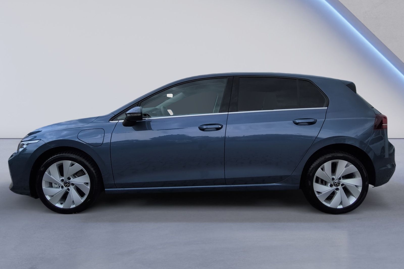Golf VIII 1.5TSI Hybrid STYLE AHK+NAV+LED+KAMERA