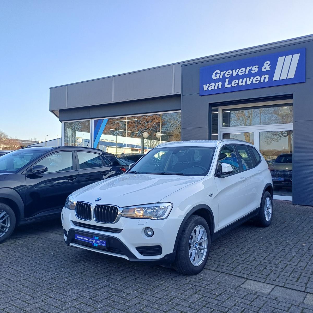 BMW X3 xDrive 20d+ NAVI BUSINESS SITZH. COMF.-P 17"