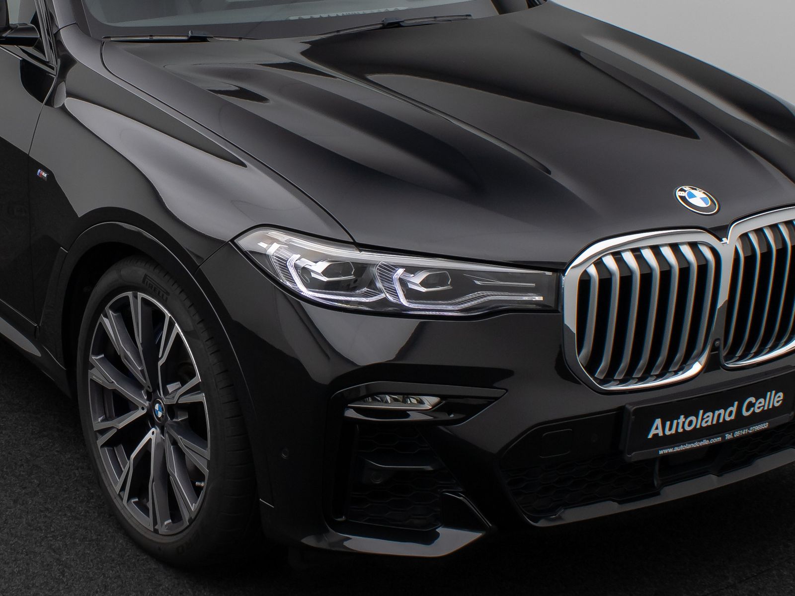 Fahrzeugabbildung BMW X7 xD40d M Sport Panorama 360°HUD DAB H/K SoftCL