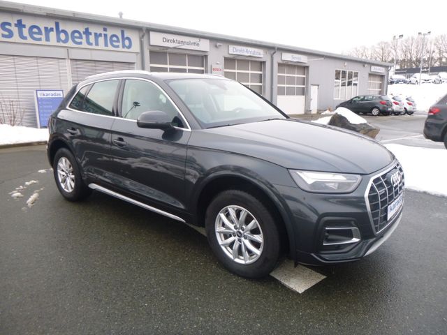 Fahrzeugabbildung Audi Q5 40 TDI quattro >AUT/AHK/NAV/PANO/SHZ<