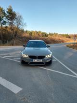 BMW M3 F80 LCI I - BMW M3 mit Benzin-Antrieb: Limousine, Automatik
