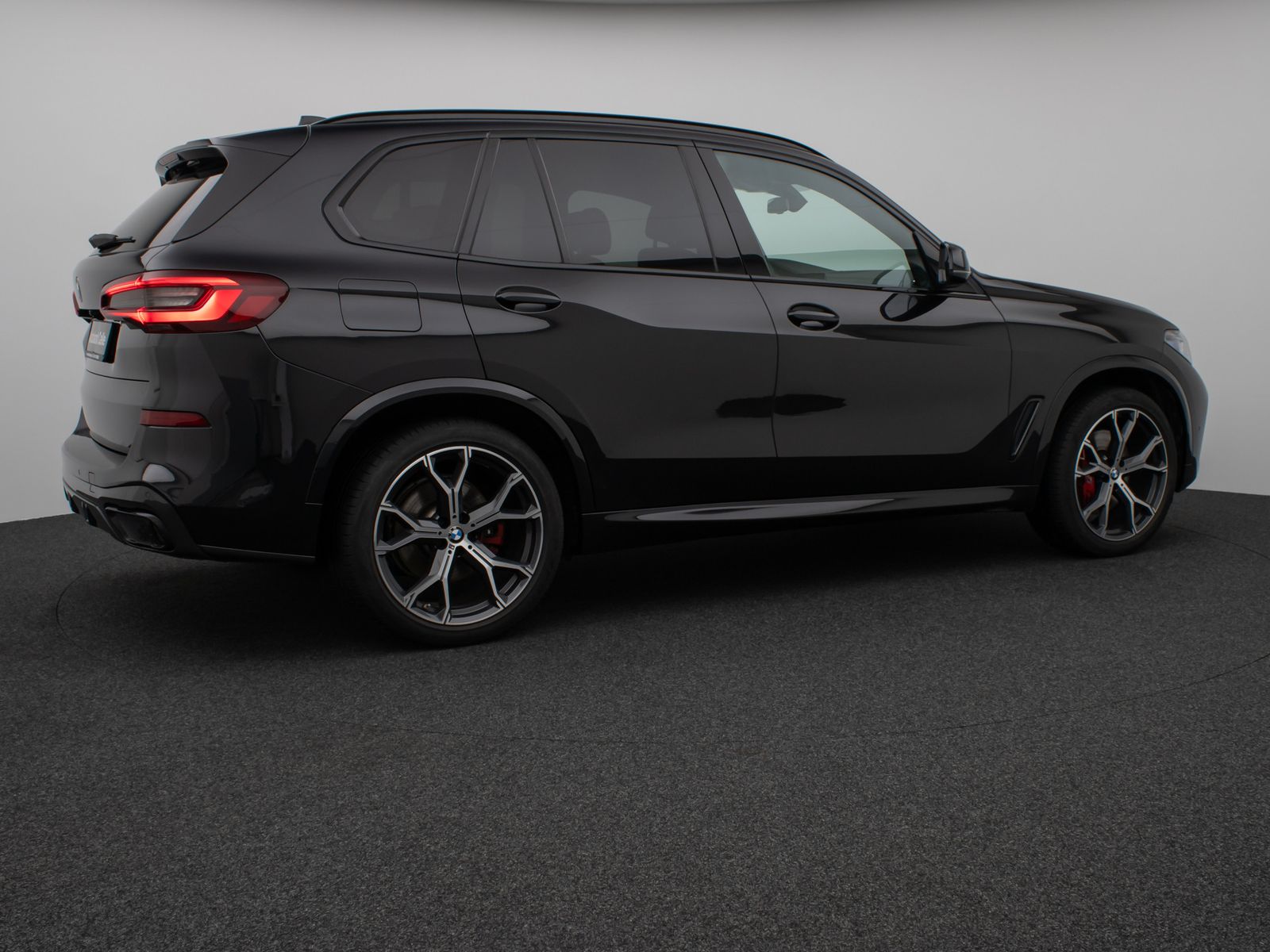 Fahrzeugabbildung BMW X5 xD30d M Sport Panorama Laser Kamera HUD HiFi