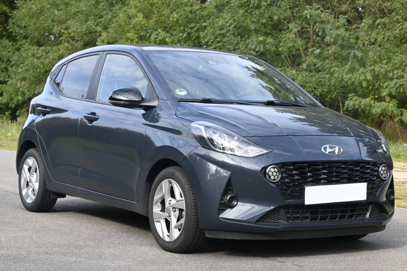 Fahrzeugabbildung Hyundai i10 Connect & Go*NAV*SIHZG*RFK*MIETKAUF