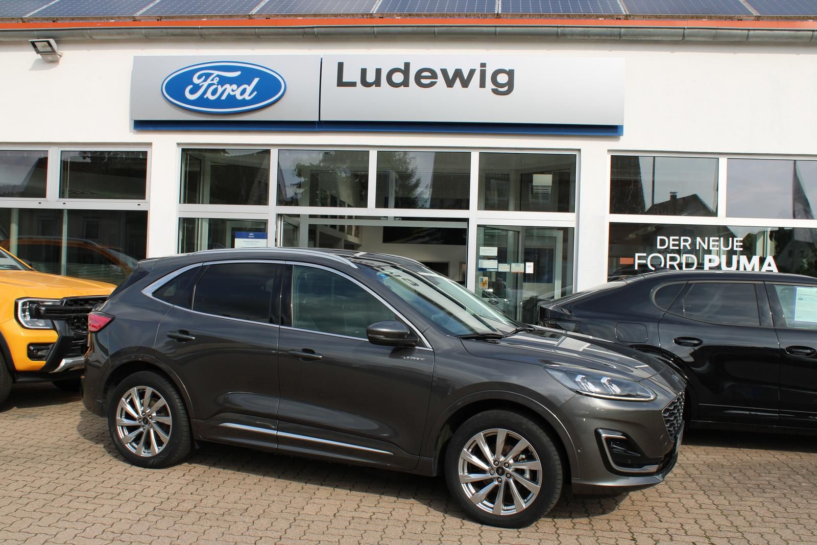 Ford Kuga Plug-In Hybrid Vignale Schw. AHK PANO B&O imagem 2