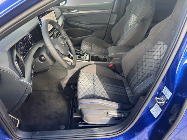 Golf R-Line 1.5 l eTSI DSG NAVI+WR+AREAVIEW+LED+