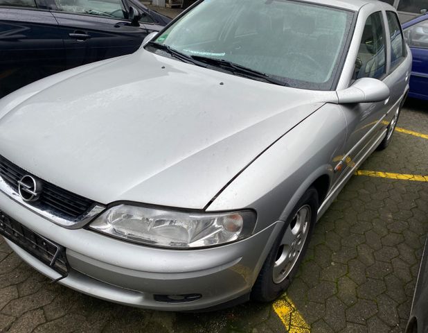 Opel Vectra 1.8 16V Edition Motorschaden