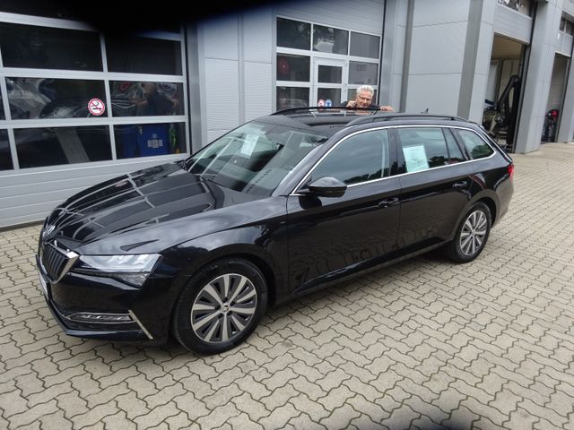 Skoda Superb Combi 1.4 TSI Ambition y iV Hybrid