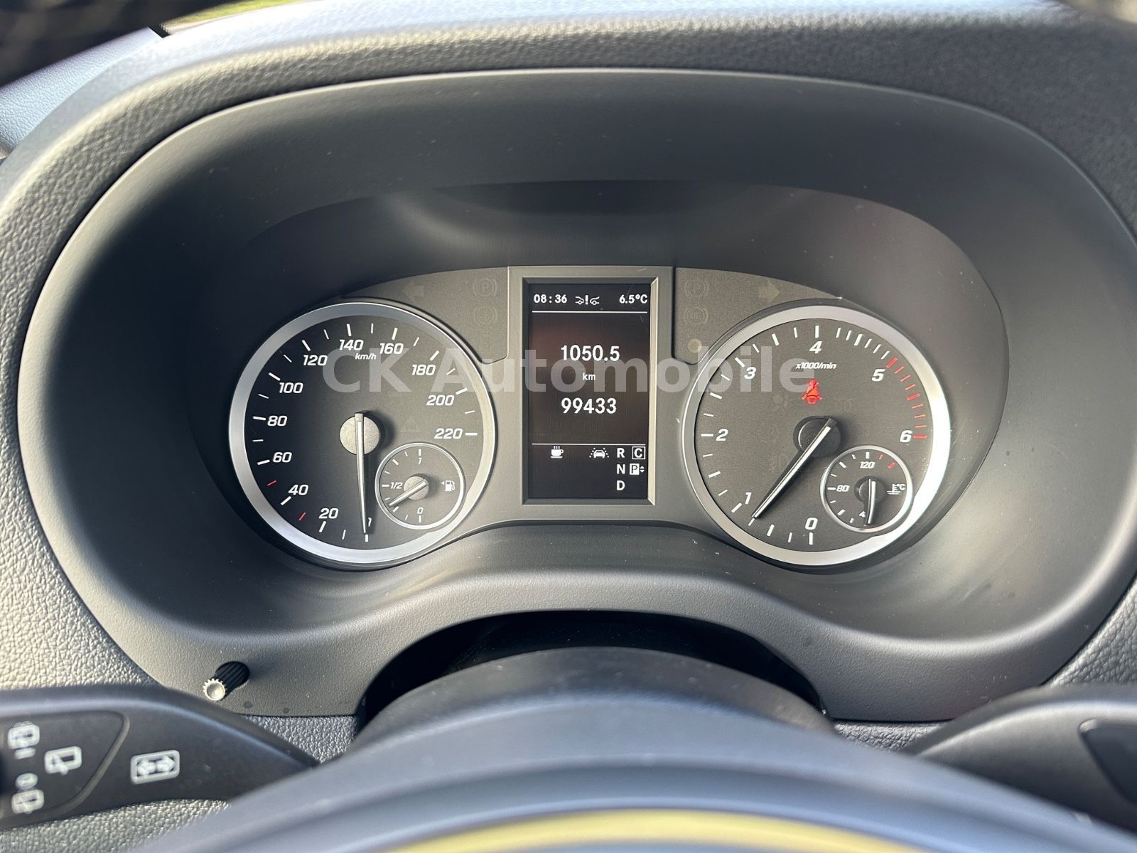 Fahrzeugabbildung Mercedes-Benz Vito 124 Mixto 4x4 lang/5Sitze/Navi/LED/Kam./AHK