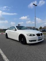 BMW 335i Cabrio E93 - BMW 335 aus 2008: Cabrio, 335i