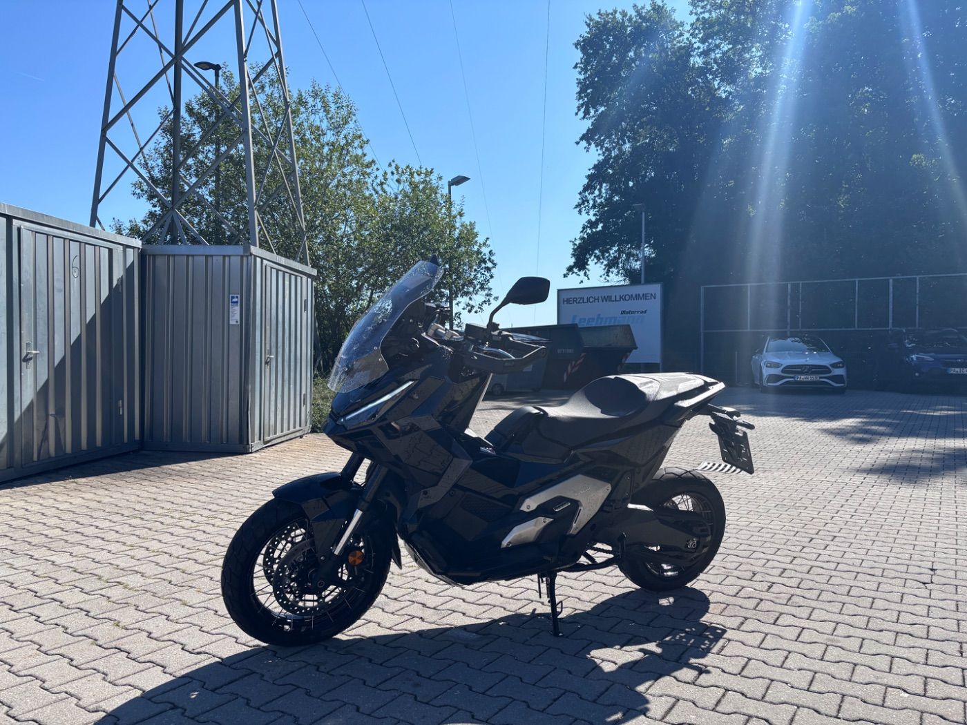 Fahrzeugabbildung Honda ADV 750 - X-ADV 2026, Griffheizung, Zubehör,