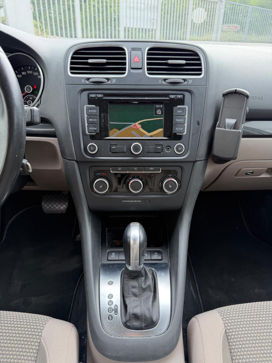 Volkswagen Golf 2011 — photo 13