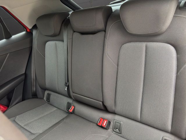 Q2 sport 1.4 TFSI Navi+LED-Scheinwerfer+Sitzh.