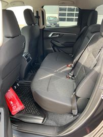 Bild 18 Isuzu D-Max DoubleCab LS 4 WD AHK und Beschichtung