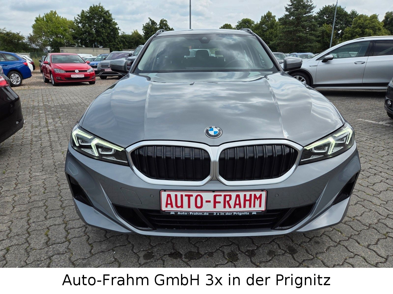 BMW 320 3 Touring 320 d xDrive LED NAVI foto 12