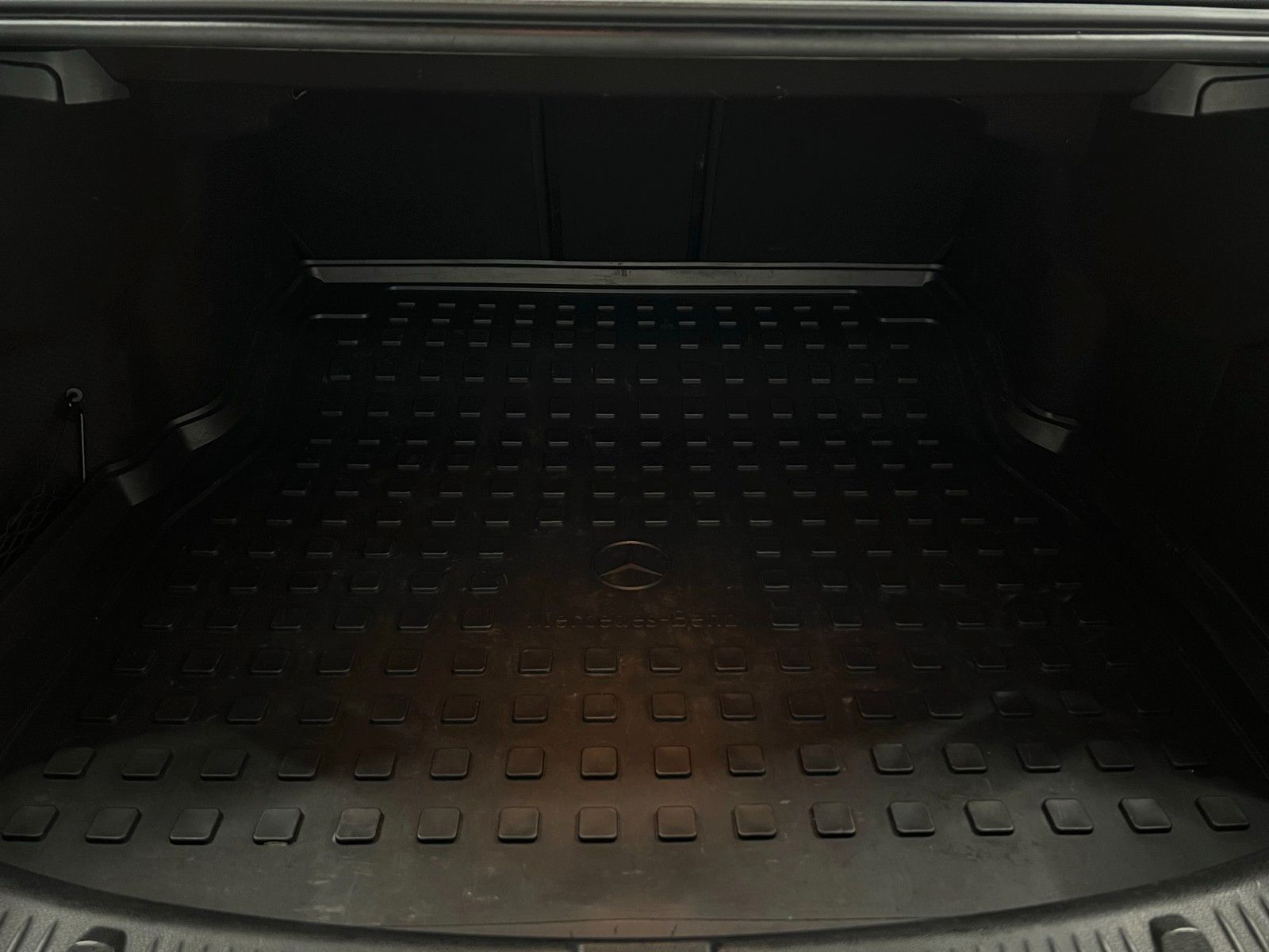 Fahrzeugabbildung Mercedes-Benz E 350 d AMG-LINE/MASSAGE/BURMESTER/DESIGNO/WIDE