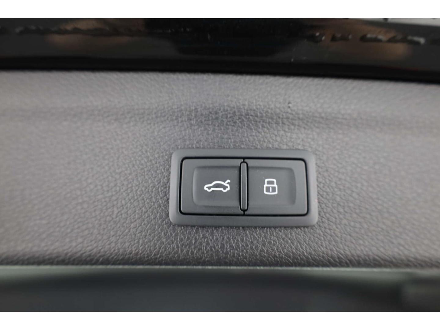 Audi Q3 35 TFSI Advanced S-Tronic AHK/Leder/NAV/RFK, миниатюра 21