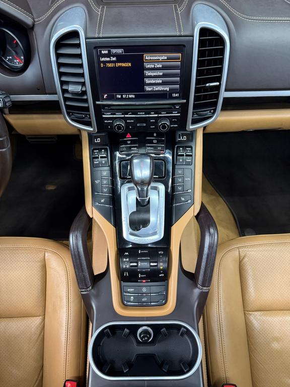 Porsche Cayenne S Diesel 4.2 V8, Foto 27 von 50