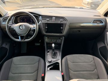 Volkswagen Tiguan Highline *LED*4WD*SHZ*R-Line*