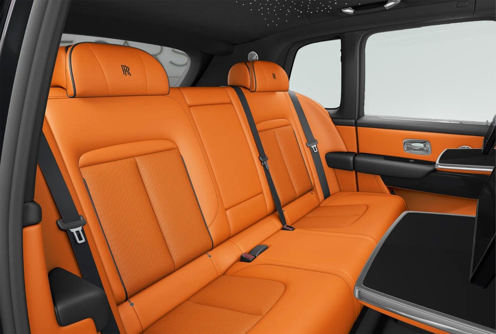Rolls-Royce Cullinan MY27 5 seats Fully loaded imagem 2