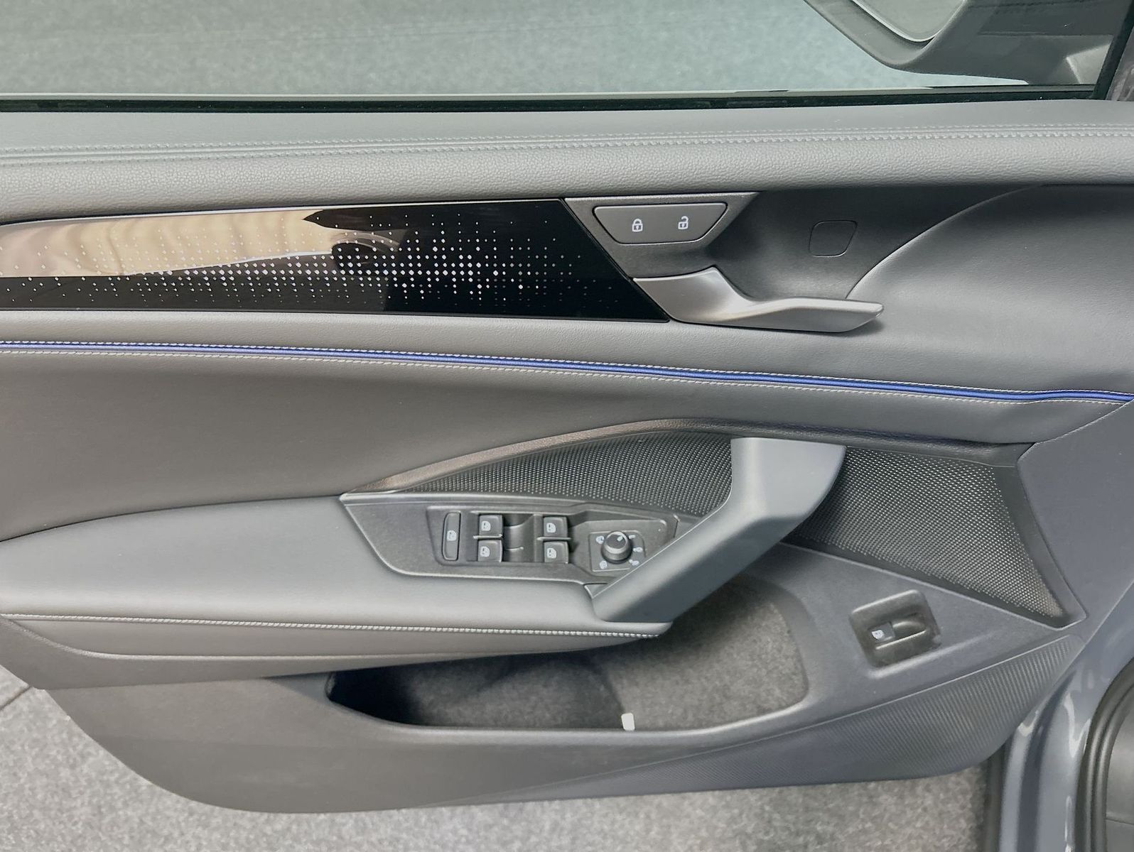 Volkswagen Tiguan - Bild 13