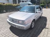 Volkswagen Vento 1.8 GLX ---L P G ---BENZIN - Volkswagen Vento: Gl