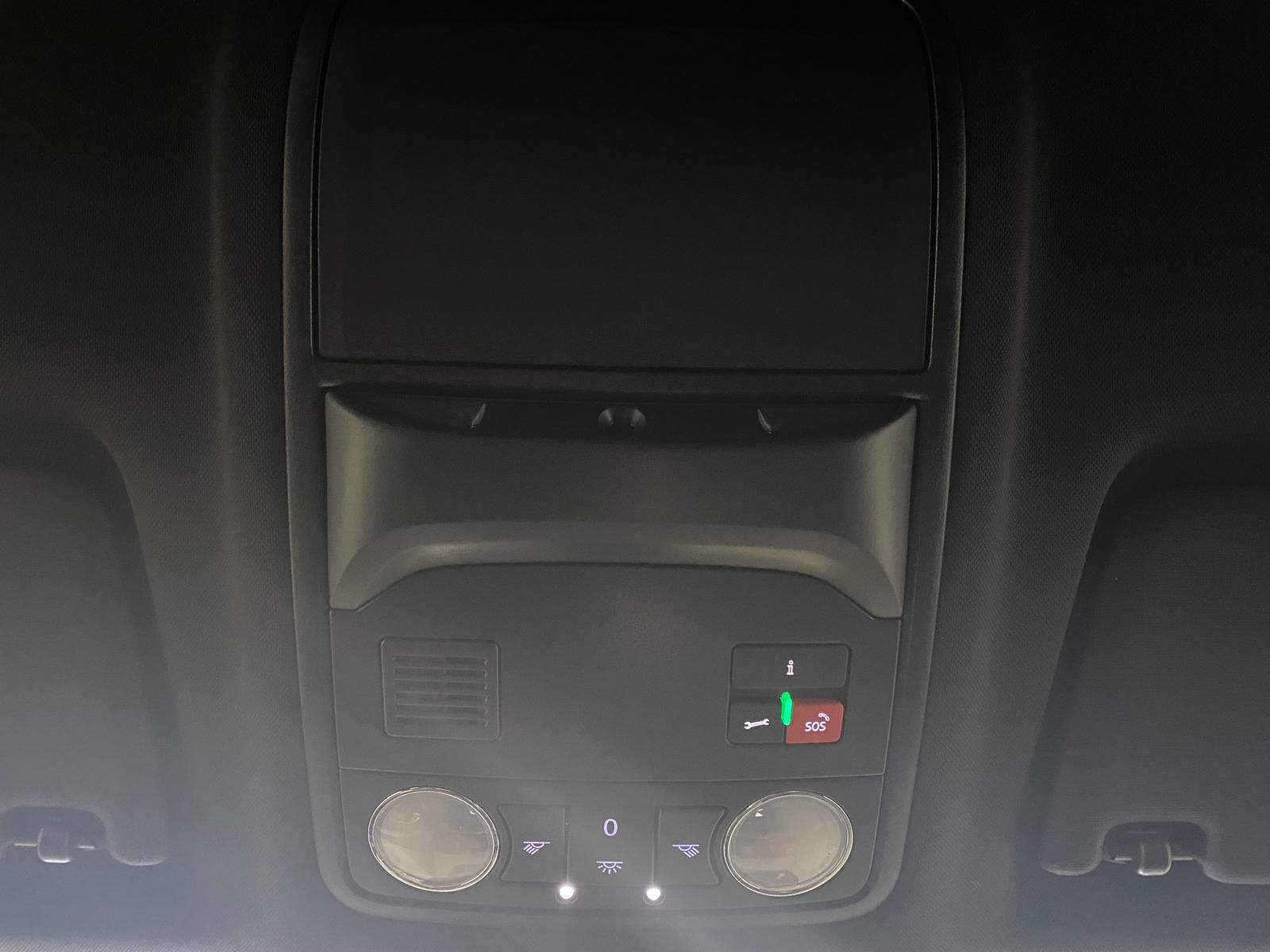 Fahrzeugabbildung SKODA Karoq 1.5 ACT SPORTLINE+5J GA+MATRIX+ACC+360+AHK