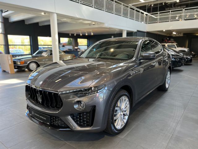 Maserati Levante Modena MY22, Pano, Assistenten