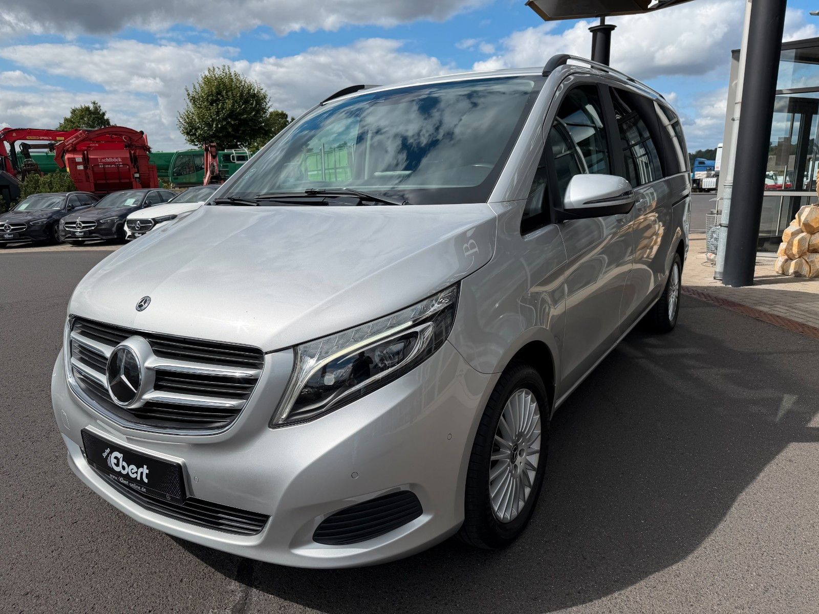 Fahrzeugabbildung Mercedes-Benz V 250 d EDITION AHK DISTRONIC Standheiz LED