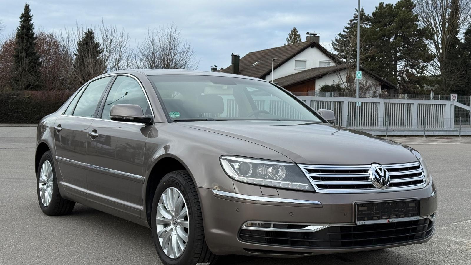 Volkswagen V6 TDI 5-Sitzer 4Motion/Schiebedach/8-Fach