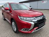 Mitsubishi Outlander Plus Plug-In 4WD Kamera - Scheckheft - Mitsubishi in Köln