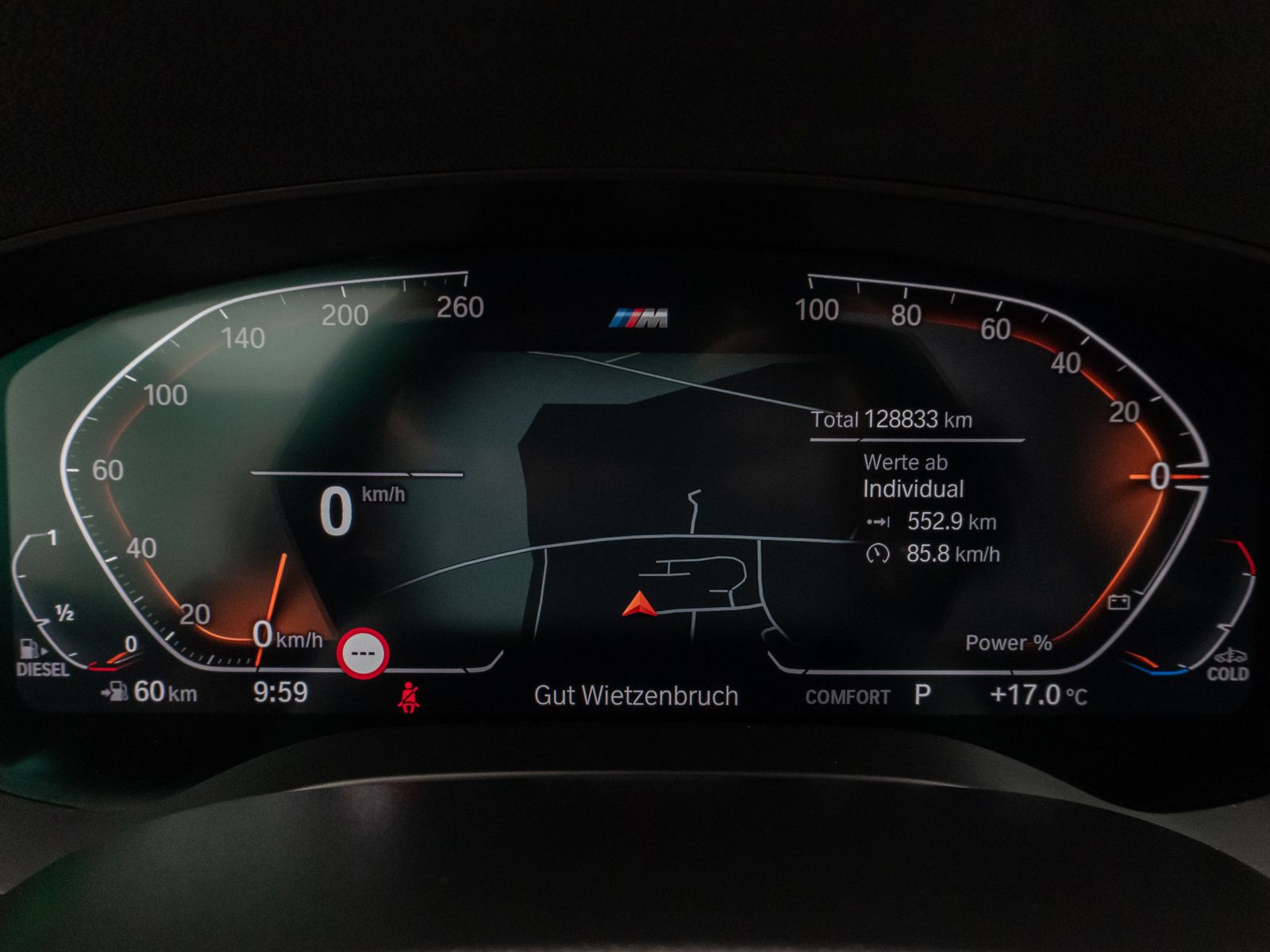Fahrzeugabbildung BMW 540d xD M Sport Pro Kamera HUD DAB H/K AHK Alarm