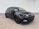 Hyundai i20 Advantage + - Hyundai i20 Unfallwagen