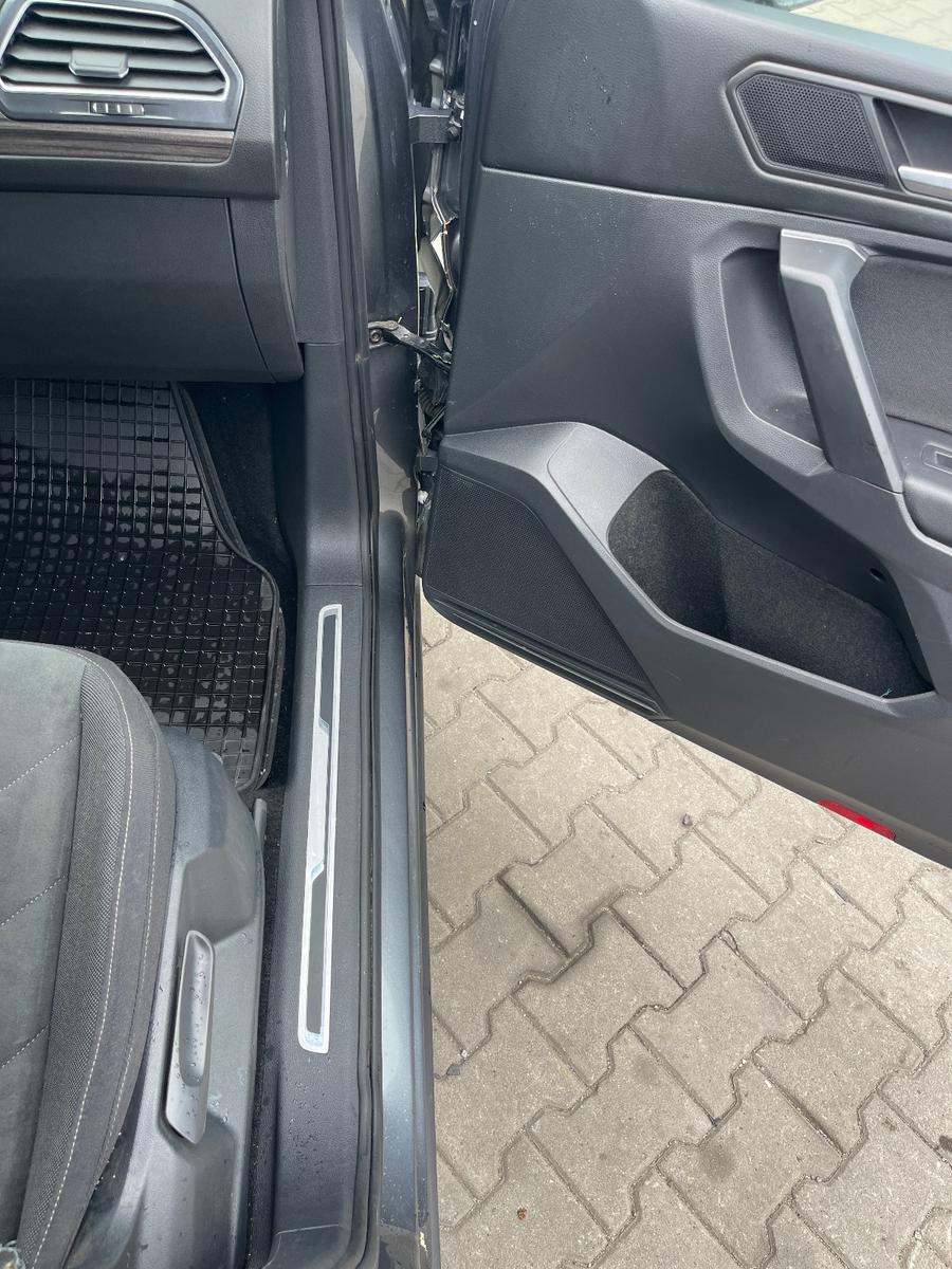Volkswagen Tiguan Allspace 2.0 TDI DSG 4Motion Elegance — foto 7