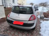 Renault Megane Avantage 1.9 dCi Avantage - Renault Megane aus 2005 mit Diesel-Antrieb