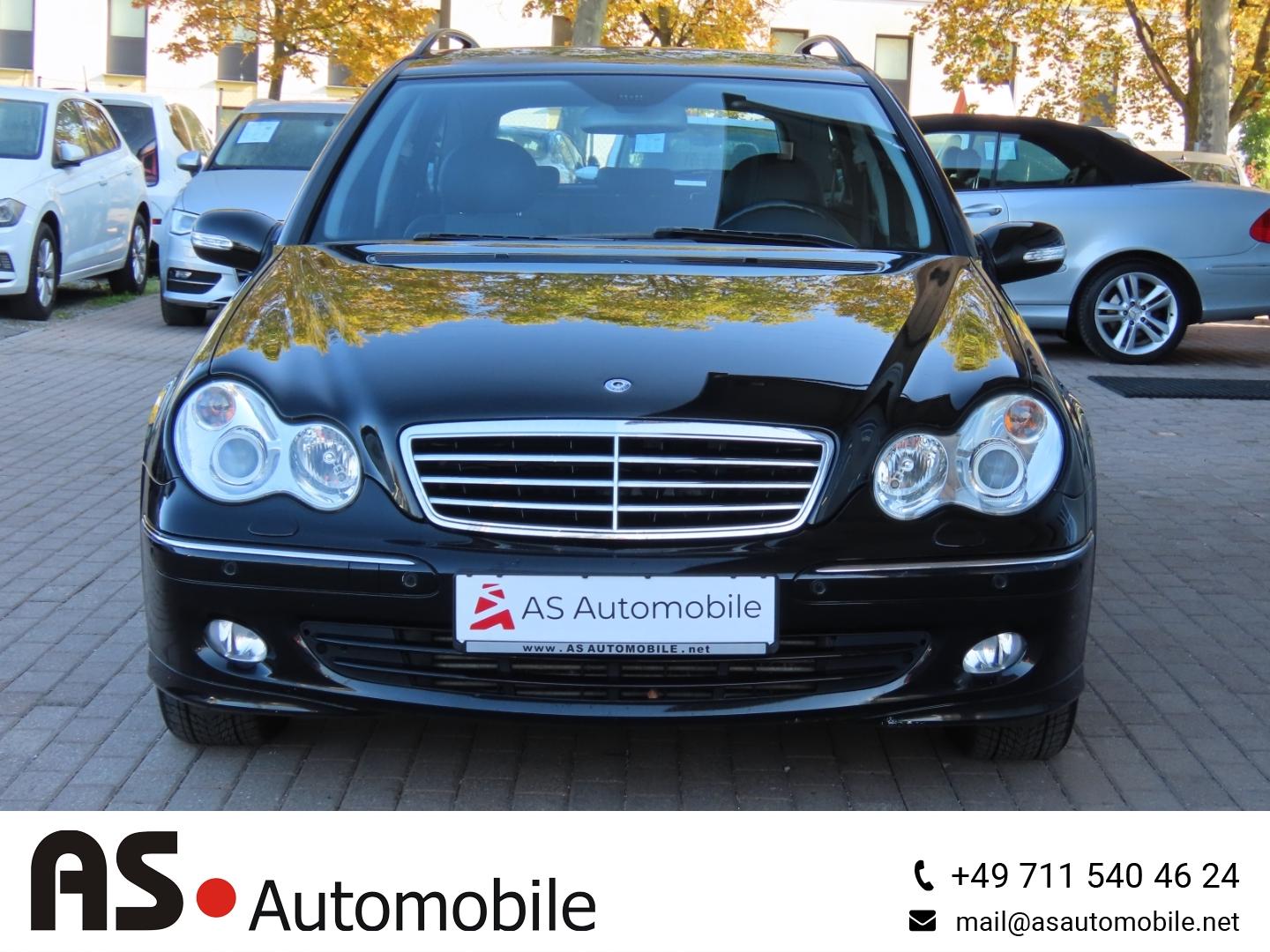 Mercedes-Benz C180 2004 — rear view