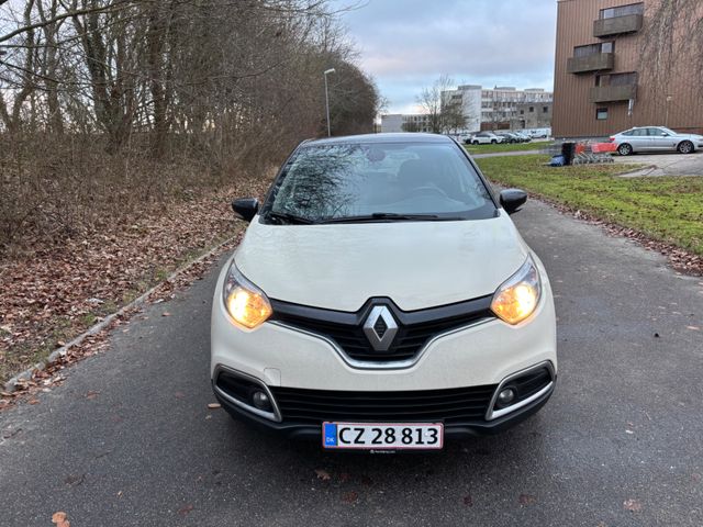 Renault Captur Luxe CAMERA AND GOOD KM