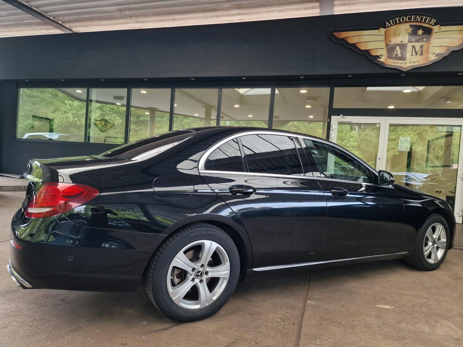 Mercedes-Benz E 220d Lim. AVANTGARDE Teilleder/Kamera/LED