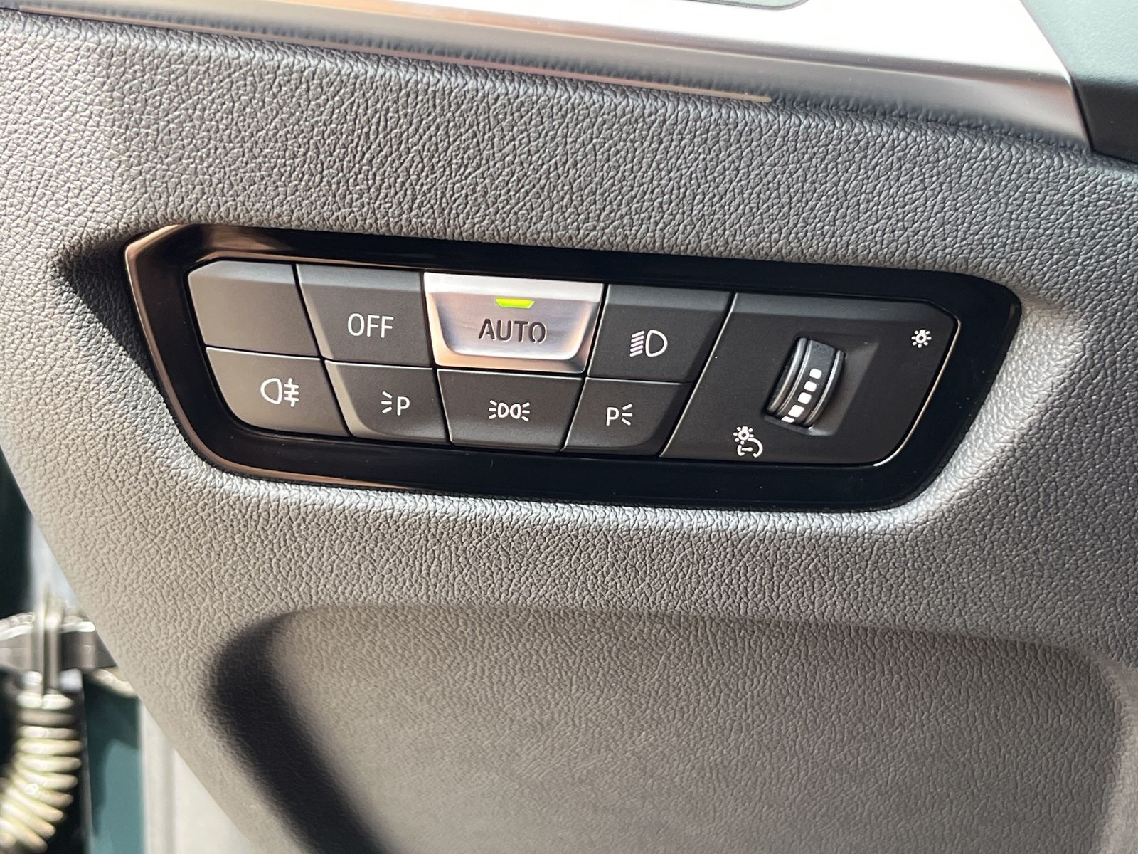 Fahrzeugabbildung BMW 420 d xDrive M Sport*Shadow*HUD*ACC*