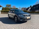 Volkswagen Tiguan 1.4 TSI ACT Comfortl. Navi, Panoramadach - VW Tiguan von privat