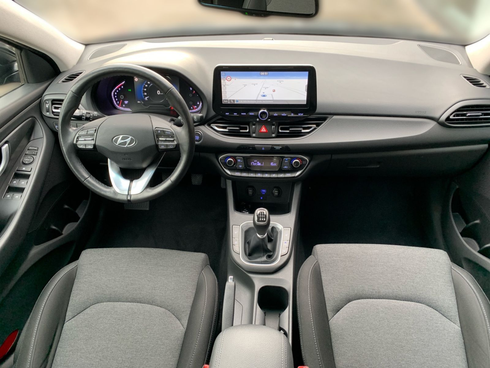 Fahrzeugabbildung Hyundai i30 1.0 T-GDI Edition 30+ LED Navi