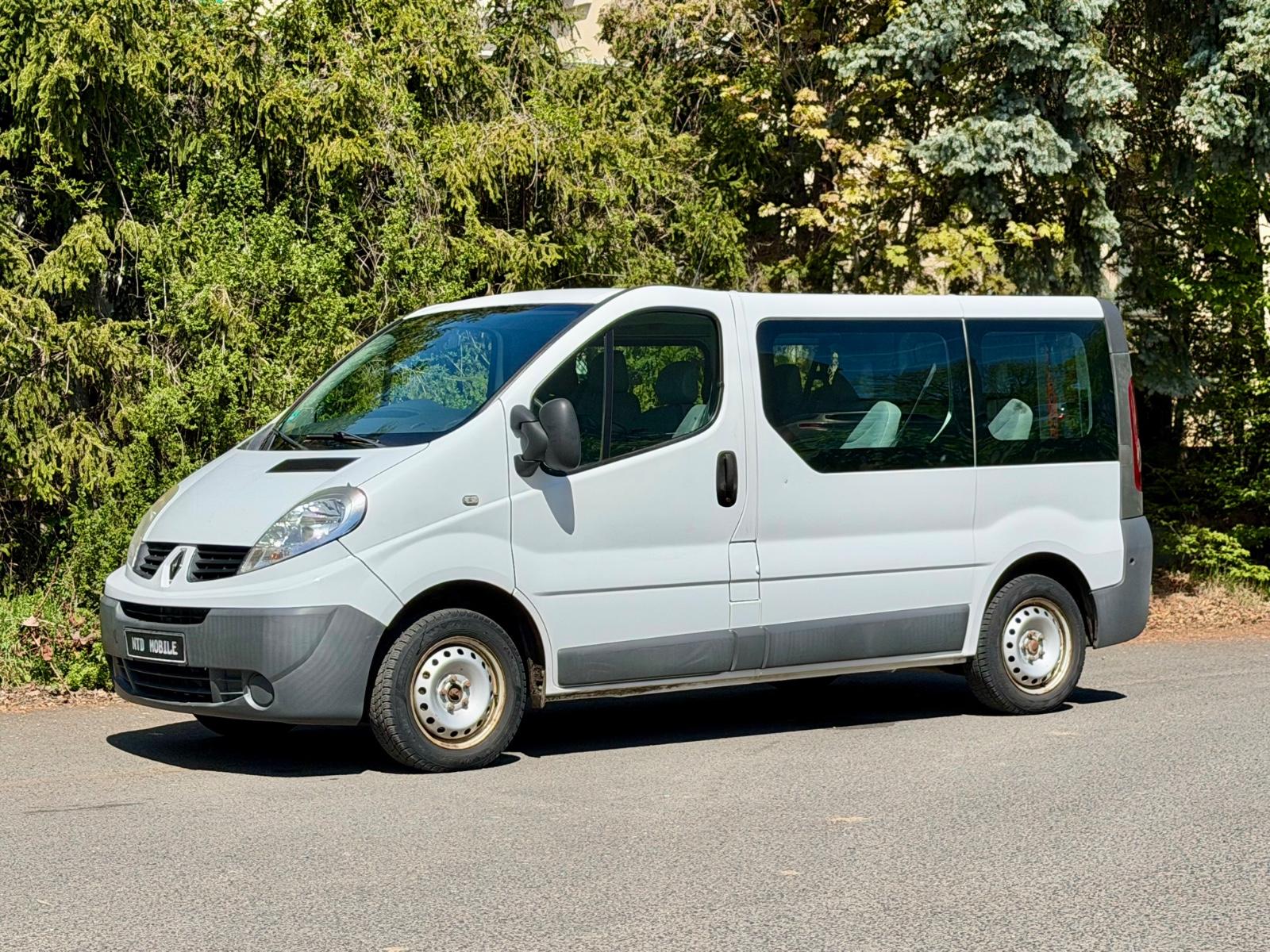 Renault Trafic+ROLLSTUHL+1.HAND+KLIMA+RAMPE+ROLLSTUHLRAM