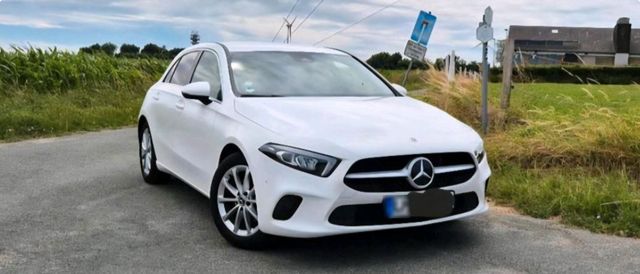 MERCEDES-BENZ Mercedes-Benz A200 Progressive |80.150km|T...