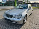 Mercedes-Benz Mercedes c Klasse 220 Diesel Classic - gebrauchte Mercedes-Benz C 220 aus dem Jahr 2004