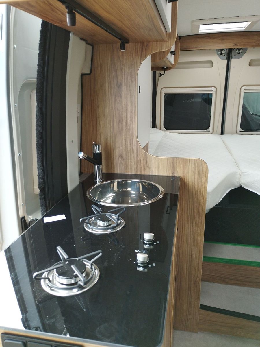 Fahrzeugabbildung Karmann Dexter DE 600 Captain-Chair-Sitze, Automatik