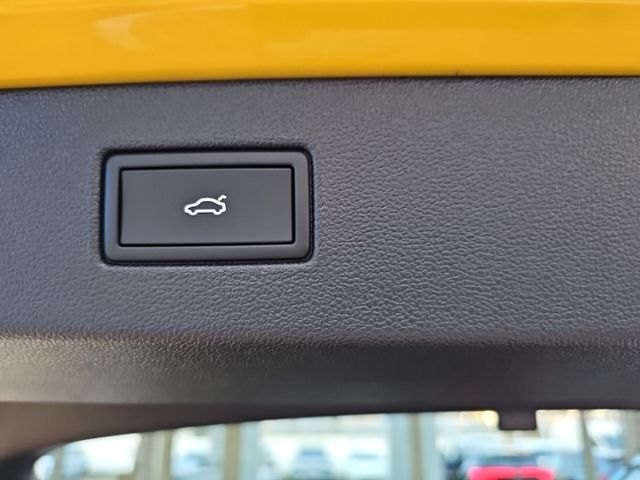 Fahrzeugabbildung Volkswagen T-Roc Style 1.5 l eTSI OPF 110 kW (150 PS) 7-Gan